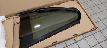 Bmw 2 serie F22 F87 zijruit achter links 