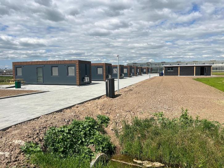 SNF woonunits voor arbeidsmigranten schakelbaar/stapelbaar, Zakelijke goederen, Machines en Bouw | Keten en Containers, Ophalen of Verzenden