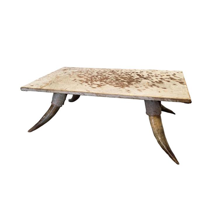 Antiek Franse salontafel van koeienhuid en hoorns circa 1880, Antiek en Kunst, Antiek | Meubels | Tafels, Ophalen
