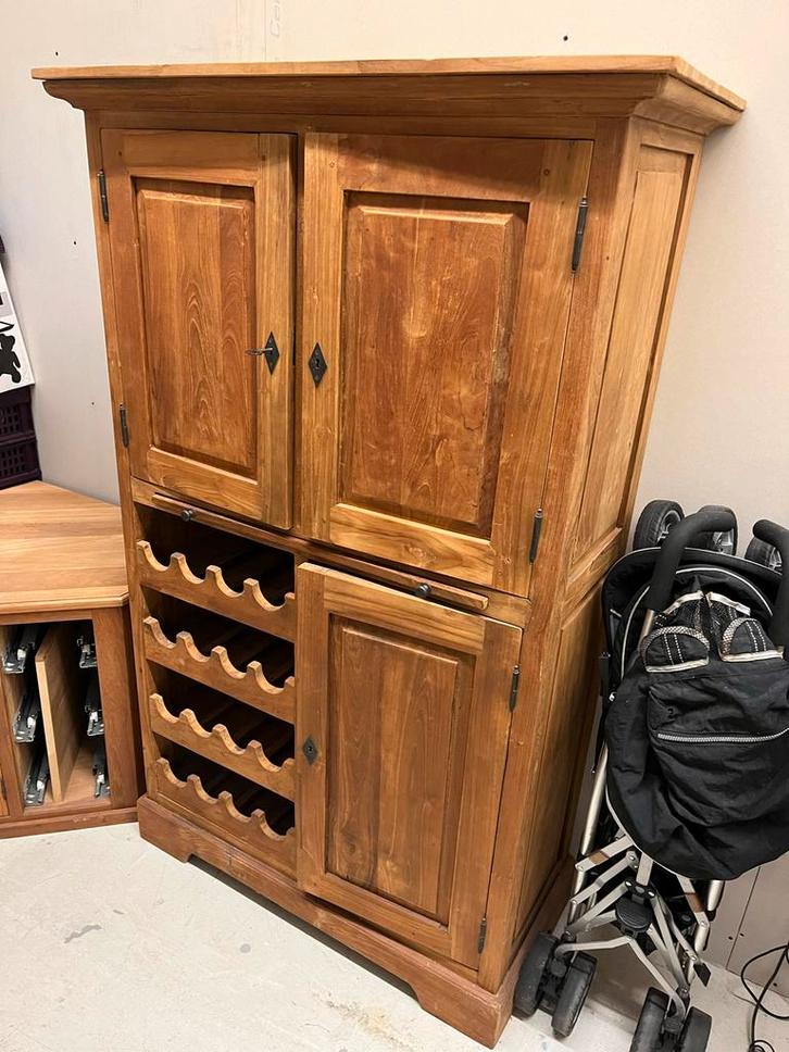Teakhouten Wijnkast in Prima Staat!, Huis en Inrichting, Kasten | Buffetkasten, Zo goed als nieuw, 150 tot 200 cm, 50 tot 100 cm