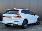 Volvo XC60 2.0 B5 R-Design Panorama dak / Adaptive cruise co, Auto's, Volvo, Gebruikt, 4 cilinders, 138 €/maand, Leder en Stof