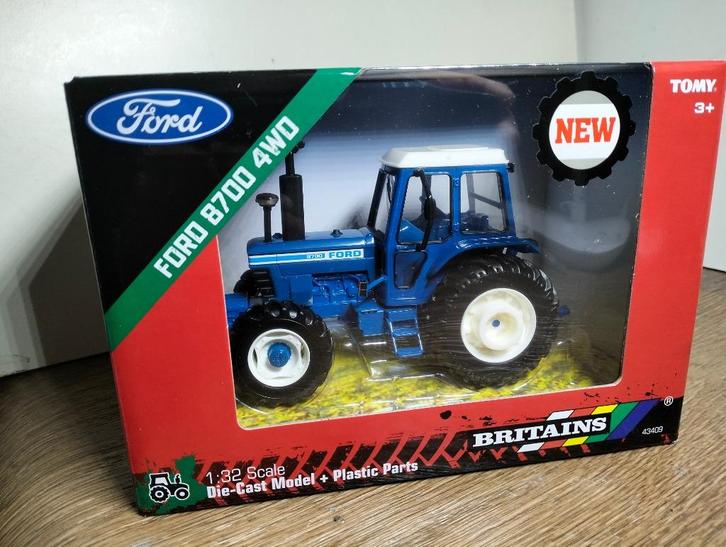 Te koop Britains Ford 8700 4-wd Gelimiteerd model., Hobby en Vrije tijd, Modelauto's | 1:32, Nieuw, Tractor of Landbouw, Britains