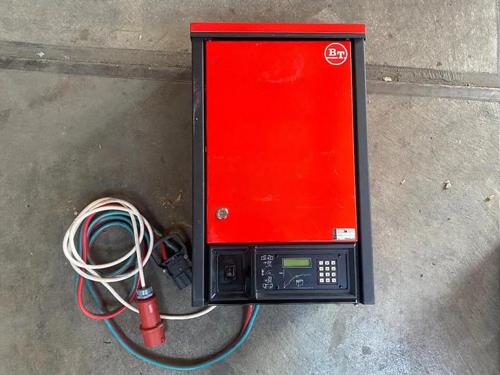 BT Acculader batterijlader 24v 80a lader heftruck stapelaar, Zakelijke goederen, Machines en Bouw | Heftrucks en Intern transport