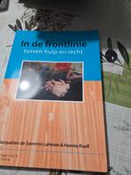 In de frontlinie: Hulp en Recht, Gelezen, Niet van toepassing, Ophalen of Verzenden, Alpha