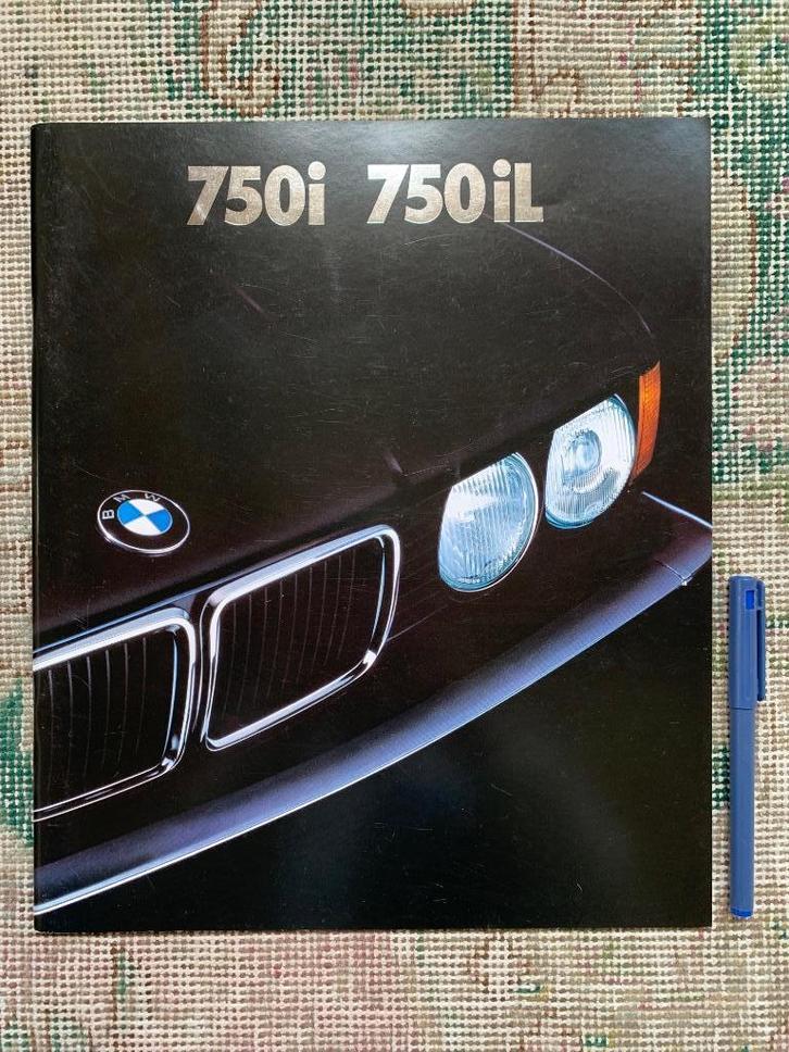 Grote Nederlandse brochure folder BMW 750i 750iL E32 1989, Boeken, Auto's | Folders en Tijdschriften, Zo goed als nieuw, BMW, Ophalen of Verzenden