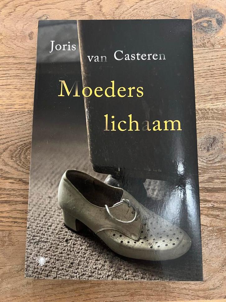 Moeders lichaam - Joris van Casteren, Boeken, Literatuur, Gelezen, Nederland, Ophalen of Verzenden