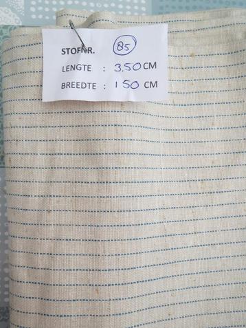 Gordijnstof beige met blauw streepje   beschikbaar voor biedingen
