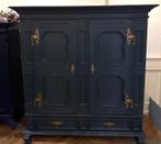 Oude kasteelkast, kloosterkast kast vintage servieskast VdlM, Huis en Inrichting, Kasten | Ladekasten, Ophalen, 1 of 2 laden, 150 tot 200 cm