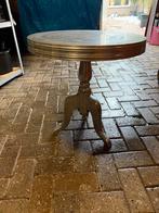 Leuke tafeltje, Antiek en Kunst, Antiek | Meubels | Tafels, Ophalen of Verzenden