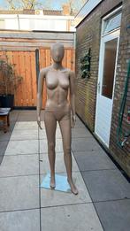 Etalagepop, Ophalen, Zo goed als nieuw, Paspop