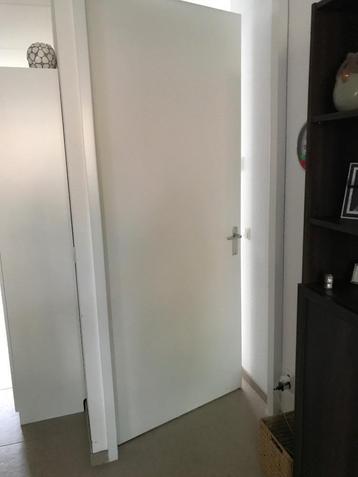 opdek binnendeur 231,5 x 93 incl. deurbeslag beschikbaar voor biedingen