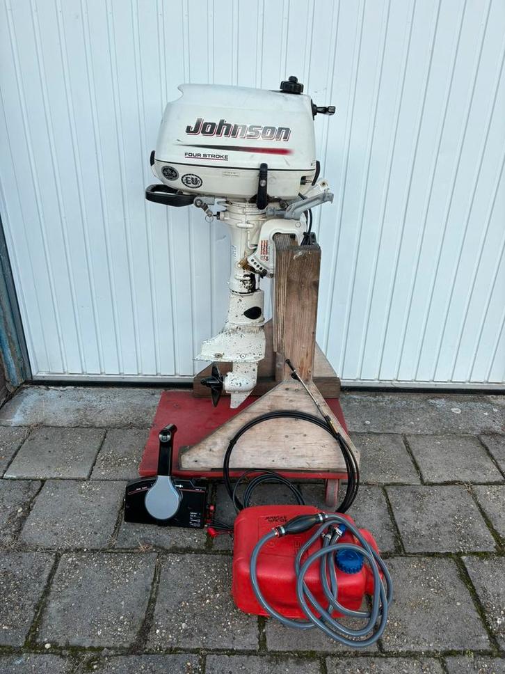 Johnson 4 pk 4 takt korstaart buitenboordmotor boot motor., Watersport en Boten, Buiten- en Binnenboordmotoren, Gebruikt, Benzine