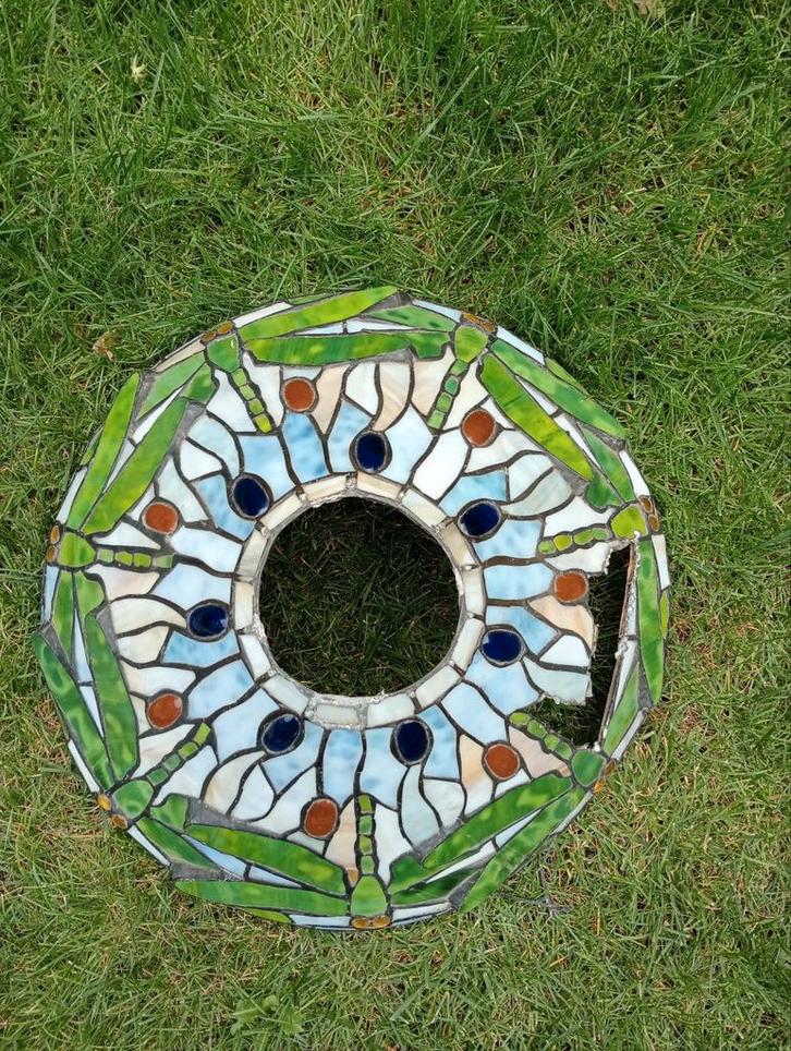 4 Tiffany Lampenkappen - Beschadigd - Mozaïek, Huis en Inrichting, Lampen | Lampenkappen, Gebruikt, 50 cm of meer, Rond, Wit, Bruin