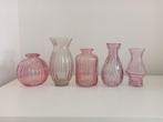 vaasjes vaasje roze lila medium klein glas reliëf, Overige kleuren, Ophalen of Verzenden, Minder dan 50 cm, Glas