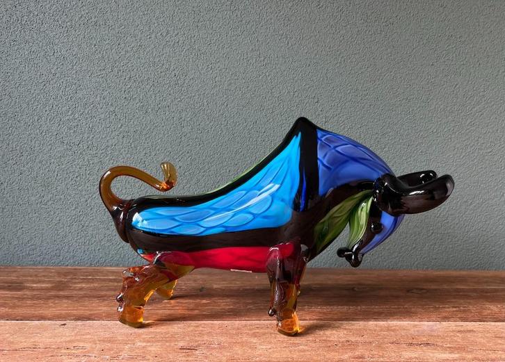 Stier van glas., Antiek en Kunst, Kunst | Beelden en Houtsnijwerken, Ophalen