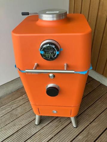 Everdure 4K Houtskoolbarbecue Oranje by Heston Blumenthal beschikbaar voor biedingen
