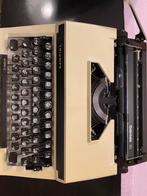 Triump Gabriele 10 typmachine werkend in koffer, Diversen, Typemachines, Ophalen, Zo goed als nieuw