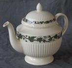 Nr RR37: 1 Wedgwood Stratford theepot, Huis en Inrichting, Keuken | Servies, Overige typen, Ophalen of Verzenden, Zo goed als nieuw