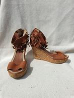 Gave bruine sandalen met sleehak.Mt 37.Merk Walk in the Park, Kleding | Dames, Schoenen, Bruin, ., Zo goed als nieuw, .
