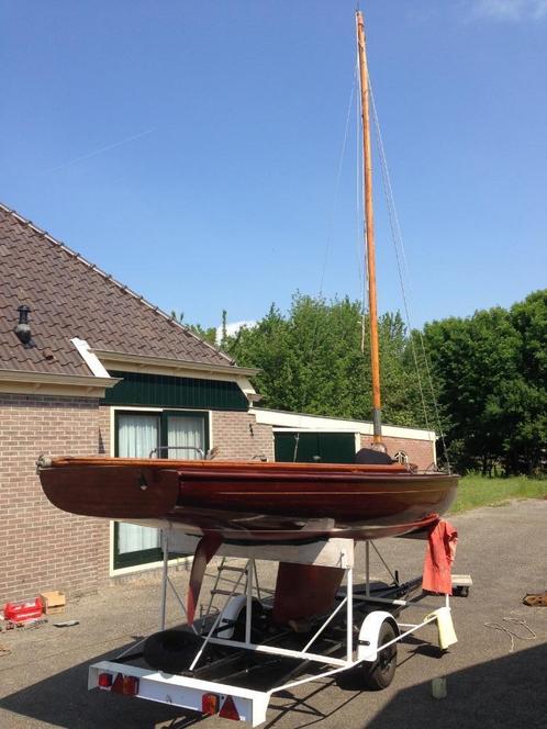 Klassieke houten zeilboot BM (16m2), Watersport en Boten, Windsurfen, Gebruikt, Plank, 300 cm of meer, 7 m² of meer, Ophalen