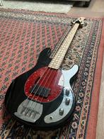 Bas sterling/stingray sub series, Muziek en Instrumenten, Snaarinstrumenten | Gitaren | Bas, Ophalen of Verzenden, Gebruikt, Elektrisch
