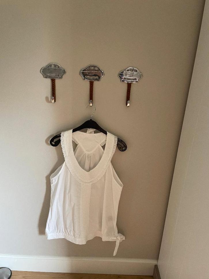 Blouse top wit Chipie, Kleding | Dames, Tops, Zo goed als nieuw, Maat 38/40 (M), Wit, Zonder mouw, Ophalen