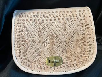 Lederen marokkaanse schoudertas / crossbody bag beschikbaar voor biedingen