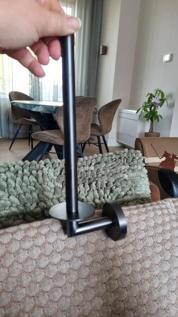 Nieuwe reserverolhouder wiesbaden gunmetal beschikbaar voor biedingen