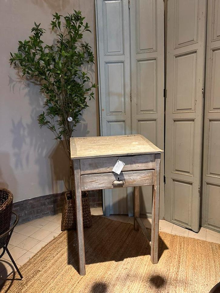 Lessenaar bijzettafel brocante antiek landelijk, Antiek en Kunst, Antiek | Meubels | Kasten, Ophalen