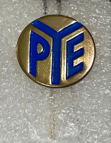 Vintage PYE Speldje beschikbaar voor biedingen