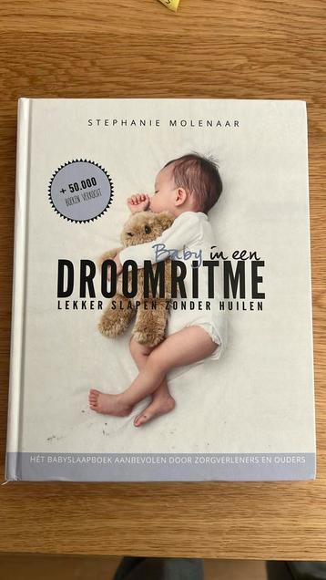 Baby in een droomritme beschikbaar voor biedingen