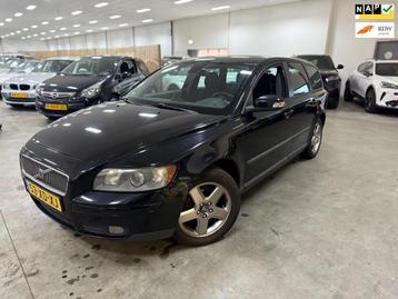 Volvo V50 1.8 Edition I / RIJDT SCHAKELT GOED / WITERSET / N beschikbaar voor biedingen
