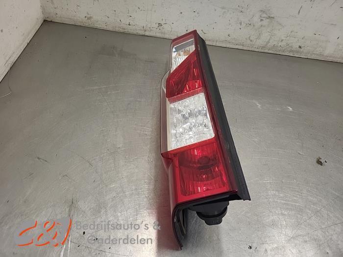 Achterlicht links van een Renault Master, Auto-onderdelen, Verlichting, Renault, Gebruikt, 3 maanden garantie, Ophalen of Verzenden
