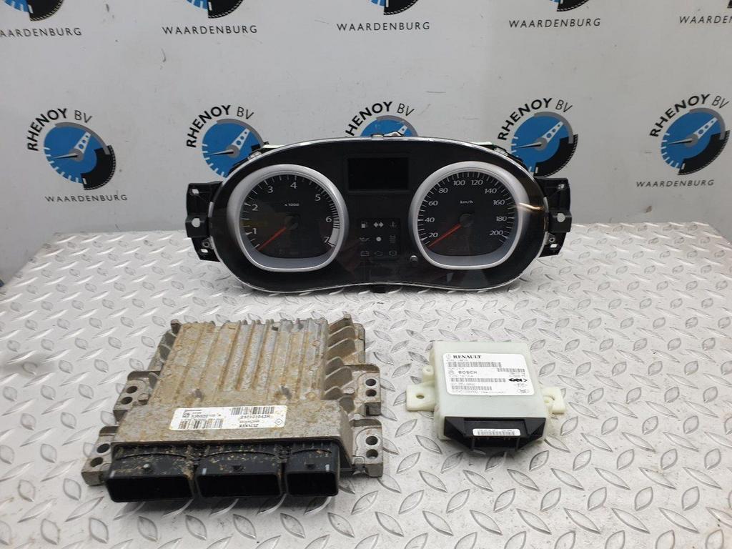 DACIA DUSTER OVERIGE 2011, Ophalen of Verzenden, Gebruikt, Stiba lid