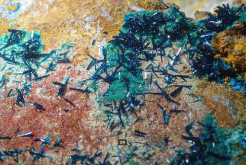 **TOP** CLINOCLAAS op CORNWALLIET uit Nevada, USA., Verzamelen, Mineralen en Fossielen, Mineraal, Ophalen of Verzenden
