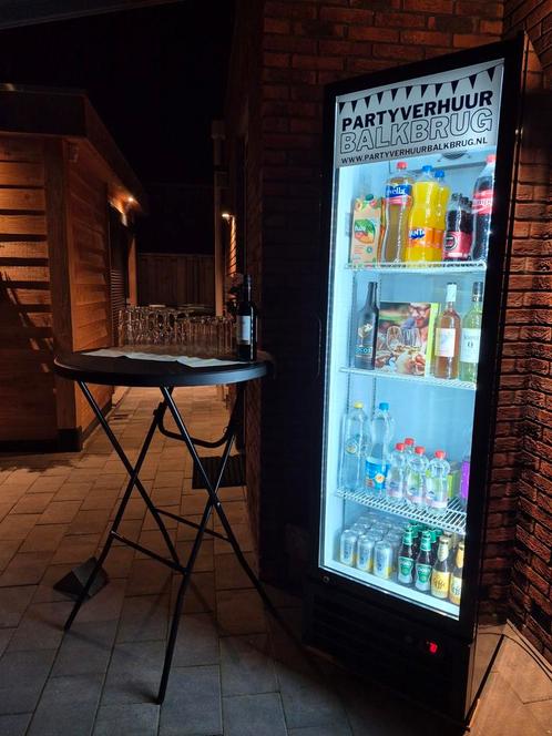 KOELKAST HUREN BALKBRUG, DEDEMSVAART, NIEUWLEUSEN OMMEN, Hobby en Vrije tijd, Feestartikelen | Verhuur, Overige, Verzenden