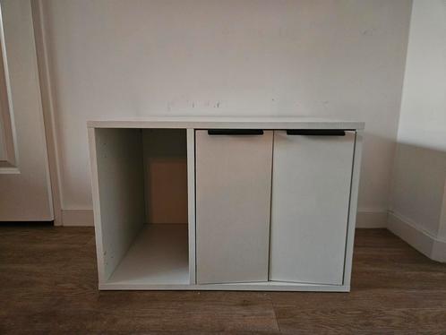 Kattenbakkast / ombouw kattenbak, Dieren en Toebehoren, Kattenbakken, Zo goed als nieuw, Gesloten, Ophalen