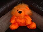 EDO TOYS LEEUW PARACHUTESTOF ORANJE MET LANGHARIGE PLUIZIGE, Kinderen en Baby's, Verzenden, Nieuw, Overige typen