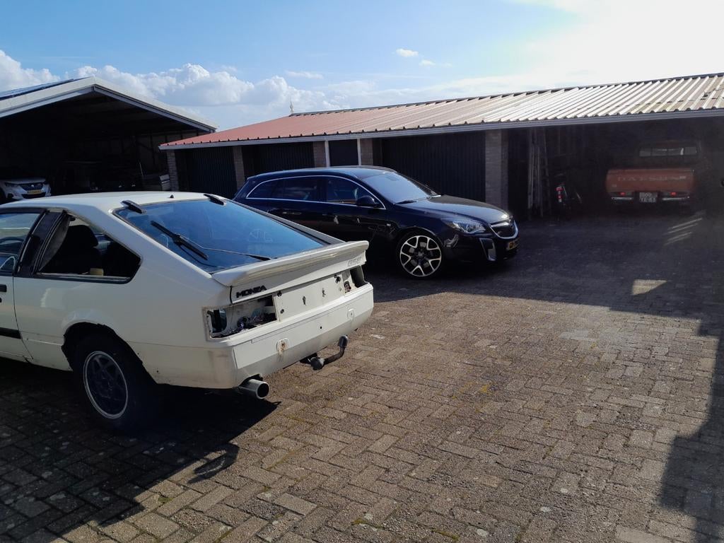 Gezocht!: goede oliekoelerbehuizing opel monza gse., Ophalen of Verzenden