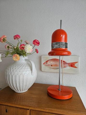Vintage space age oranje lamp beschikbaar voor biedingen