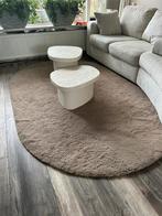 Ovaal vloerkleed Taupe 30euro, Huis en Inrichting, Ophalen, 100 tot 150 cm, 200 cm of meer, Zo goed als nieuw