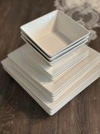IKEA Servies Set - 4 Personen, Huis en Inrichting, Keuken | Servies, Ophalen, Keramiek, Zo goed als nieuw, Effen