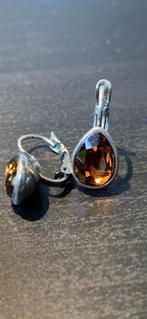 Zilveren oorbellen hangers met bruine steen, Sieraden, Tassen en Uiterlijk, Oorbellen, Ophalen of Verzenden, Zo goed als nieuw