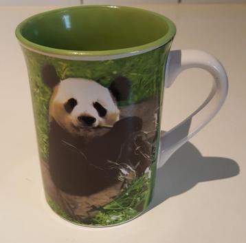 Diversen glazen, bekers & anders servies. beschikbaar voor biedingen