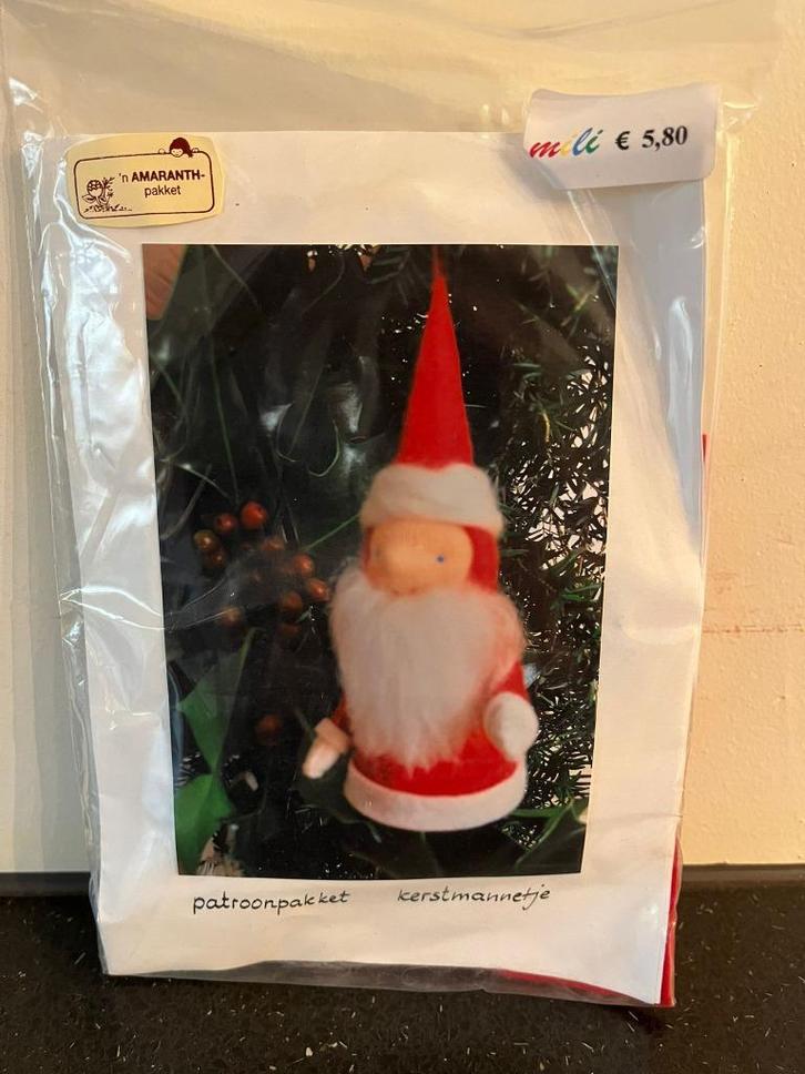 Zelfmaakpakket kerstmannetje atelier Amaranth, Hobby en Vrije tijd, Vilt, Nieuw, Boek of Patroon, Wolvilt, Verzenden