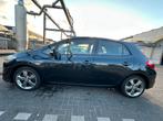 Toyota Auris 1.8 Full Hybrid 136PK 5D CVT 2012 Zwart 131,000, Auto's, 74 €/maand, 4 cilinders, Zwart, USB