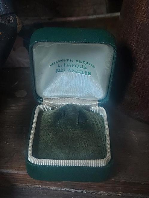 Mooi oud groen Frans juweliers ring? doosje, Antiek en Kunst, Curiosa en Brocante, Ophalen of Verzenden