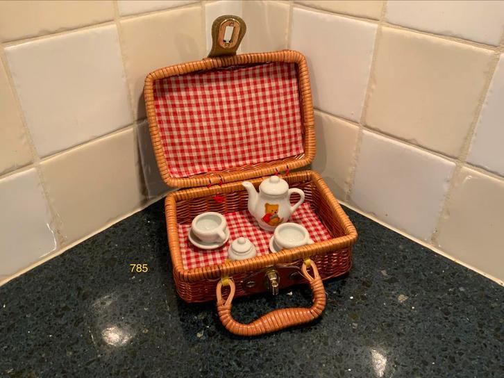 Vintage Speelgoed Picknickmand met Servies, Kinderen en Baby's, Speelgoed | Babyspeelgoed, Gebruikt, Overige typen, Ophalen of Verzenden
