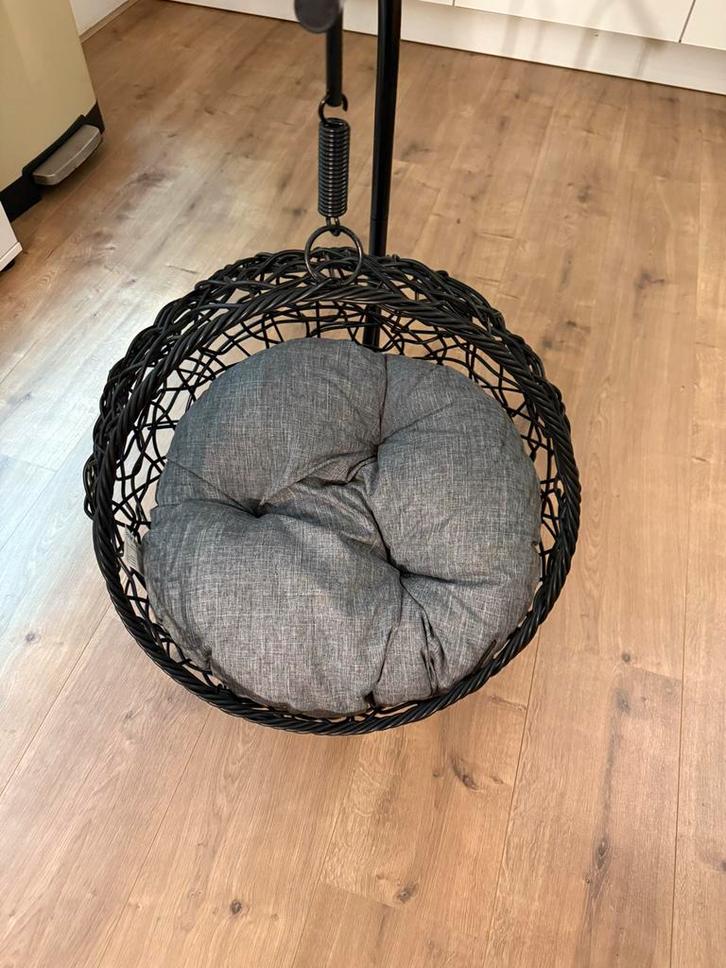 Nieuwe hangstoel/mand voor katten., Dieren en Toebehoren, Kattenmanden, Nieuw, Pluche, Ophalen