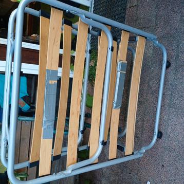 Opvouwbaar bed beschikbaar voor biedingen